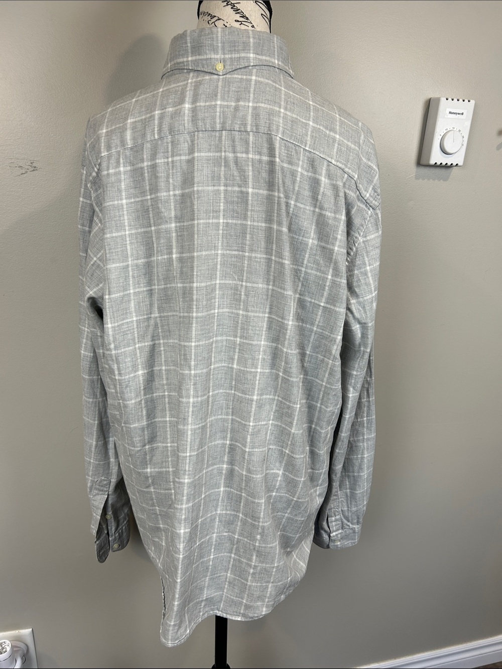 Vintage Lacoste Made in France Grey Plaid Cotton Shirt Size (XL-XXL) - Picture 4 of 9
